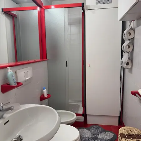 Sun House Cervinia Апартаменти *